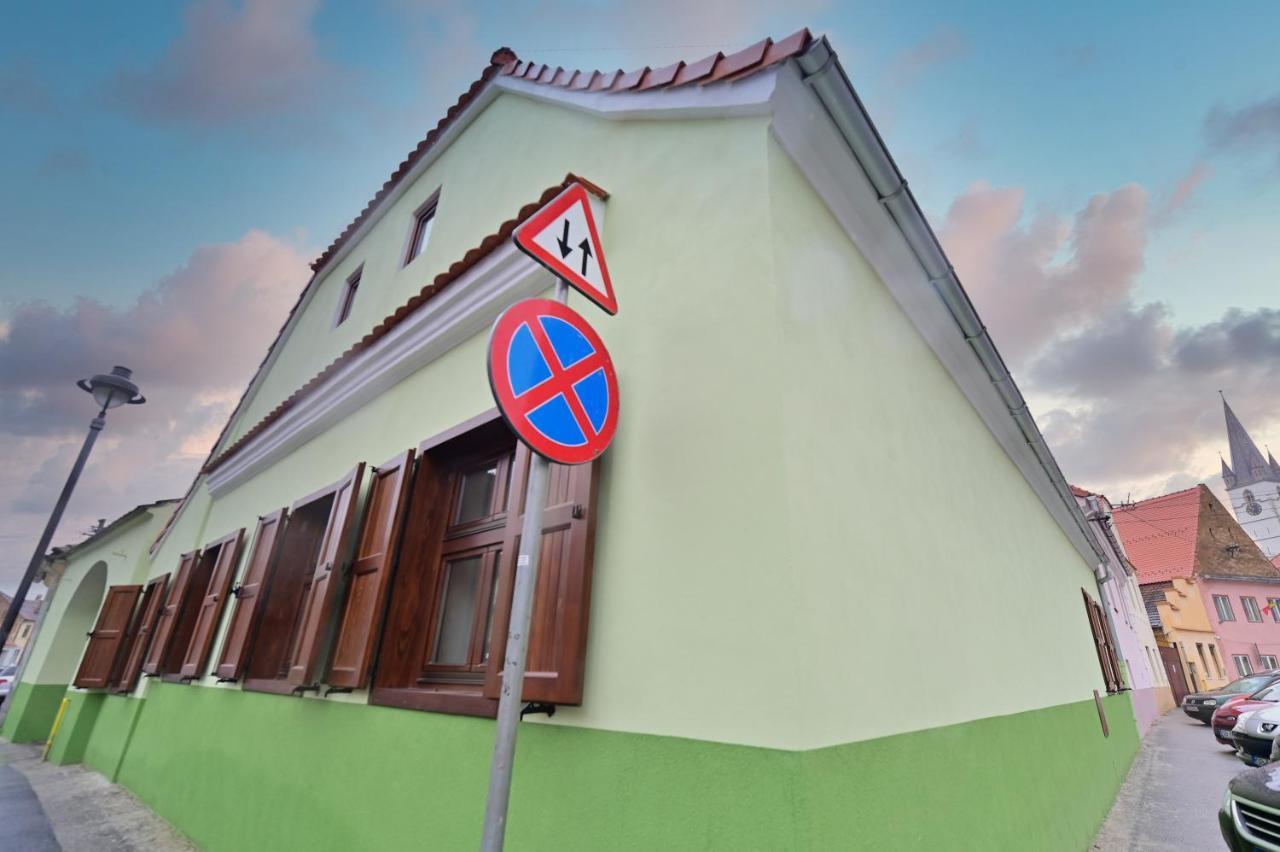 Flh - Limette Home Sibiu Bagian luar foto